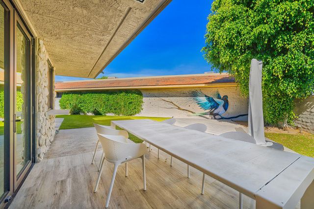 12 Sussex Court, Rancho Mirage, CA 92270