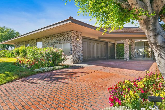 12 Sussex Court, Rancho Mirage, CA 92270