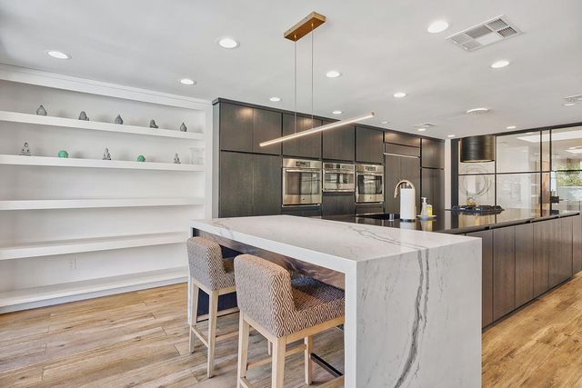 12 Sussex Court, Rancho Mirage, CA 92270