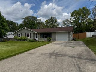 15013 Hartman Drive, Romeoville, IL 60446