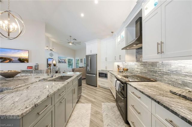 4315 13th AVE SW, Naples, FL 34116