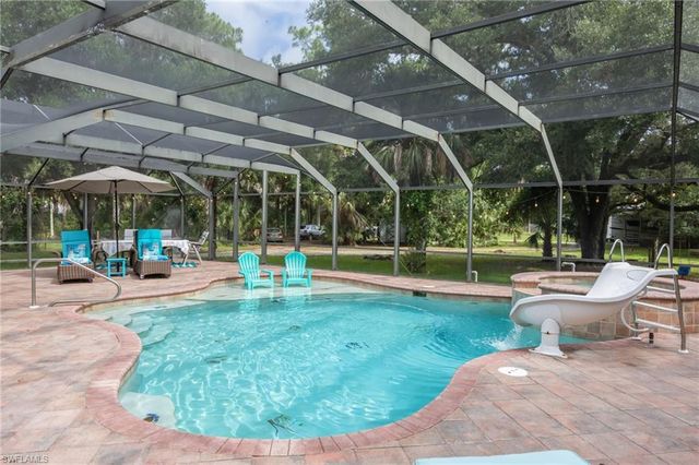 4315 13th AVE SW, Naples, FL 34116