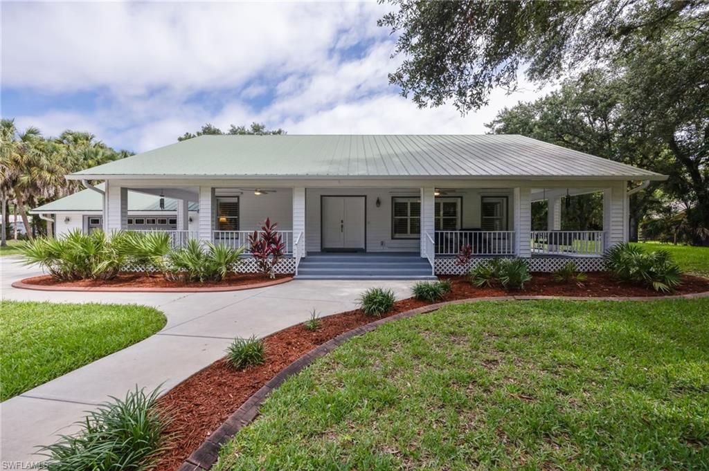 4315 13th AVE SW, Naples, FL 34116