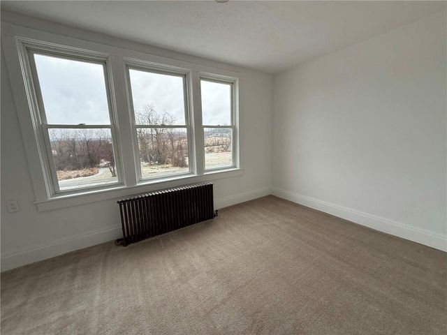 431 N MAIN STREET, Masontown, PA 15461