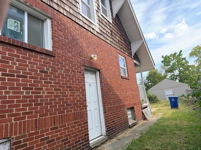 1921 Sullivant Avenue, Columbus, OH 43223