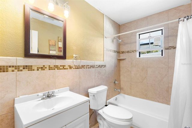 1462 COLIN KELLY AVENUE, Daytona Beach, FL 32124