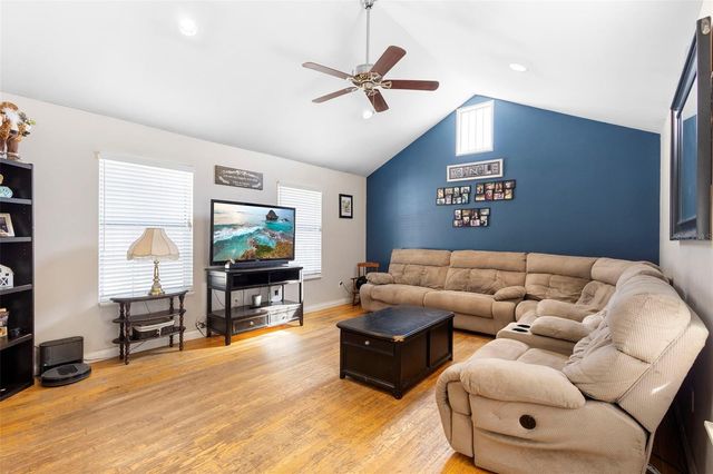 1462 COLIN KELLY AVENUE, Daytona Beach, FL 32124