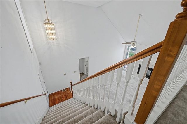 6817 W 156th Terrace, Overland Park, KS 66223