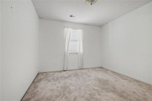 6817 W 156th Terrace, Overland Park, KS 66223