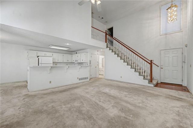 6817 W 156th Terrace, Overland Park, KS 66223