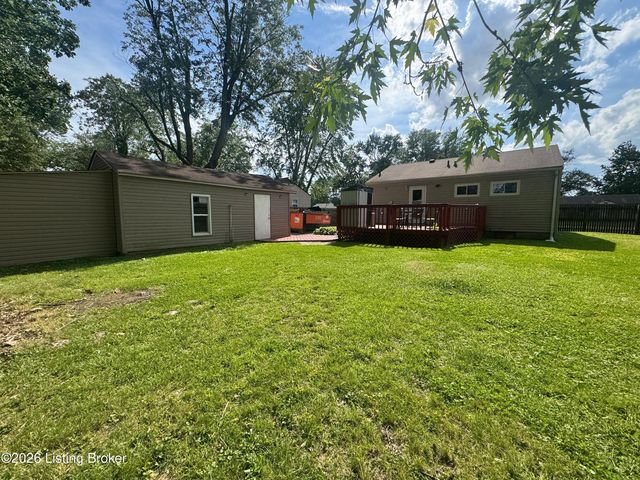 7611 Gerald Ave, Louisville, KY 40258