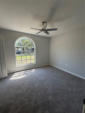 370 S COBBLE COURT, Mount Dora, FL 32757