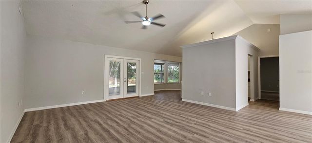 370 S COBBLE COURT, Mount Dora, FL 32757