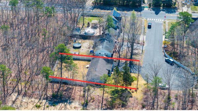 6 Avast Avenue, Barnegat, NJ 08005