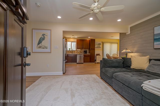 6 Avast Avenue, Barnegat, NJ 08005