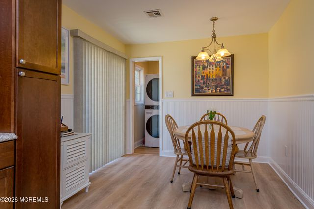 6 Avast Avenue, Barnegat, NJ 08005