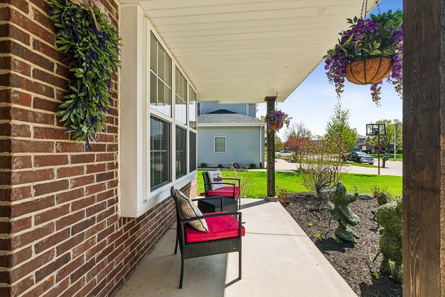 15504 Ridgefield Drive, Manhattan, IL 60442