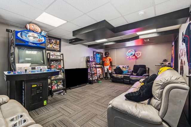 15504 Ridgefield Drive, Manhattan, IL 60442