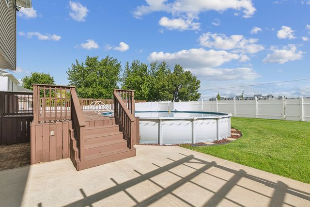 15504 Ridgefield Drive, Manhattan, IL 60442