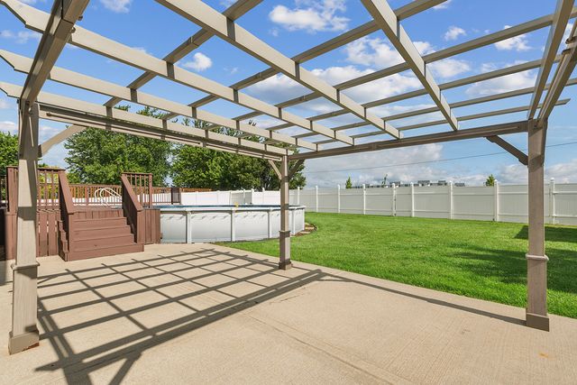 15504 Ridgefield Drive, Manhattan, IL 60442
