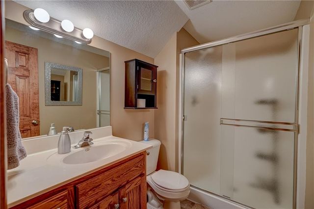 1877 NW 260th Road, Kingsville, MO 64061