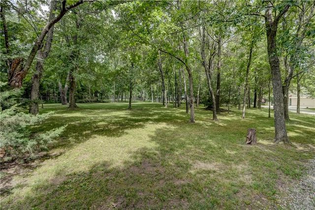 1877 NW 260th Road, Kingsville, MO 64061