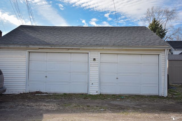 220 W 7th Street, Monroe, MI 48161