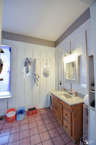 220 W 7th Street, Monroe, MI 48161