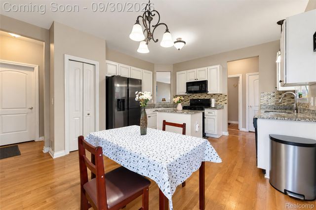 50144 Grant Street, Canton Charter Township, MI 48188