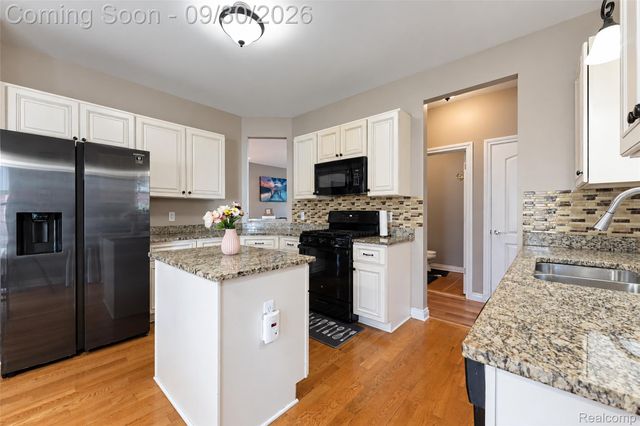 50144 Grant Street, Canton Charter Township, MI 48188