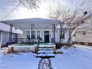 2513 Saratoga Avenue, Cleveland, OH 44109