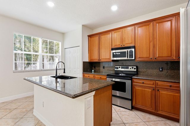 116 OCEAN CAY Way, Hypoluxo, FL 33462