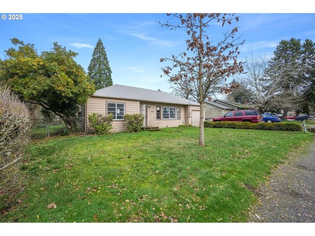 12413 Se MILL St, Portland, OR 97233