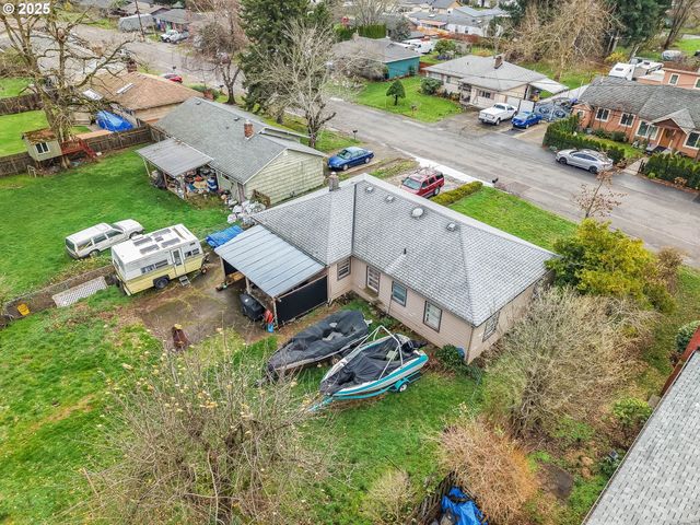 12413 Se MILL St, Portland, OR 97233