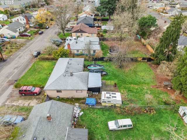 12413 Se MILL St, Portland, OR 97233