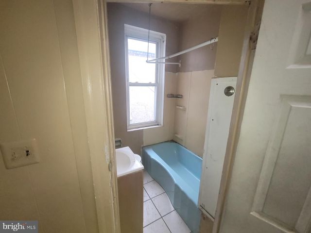 828 E CORNWALL ST, Philadelphia, PA 19134