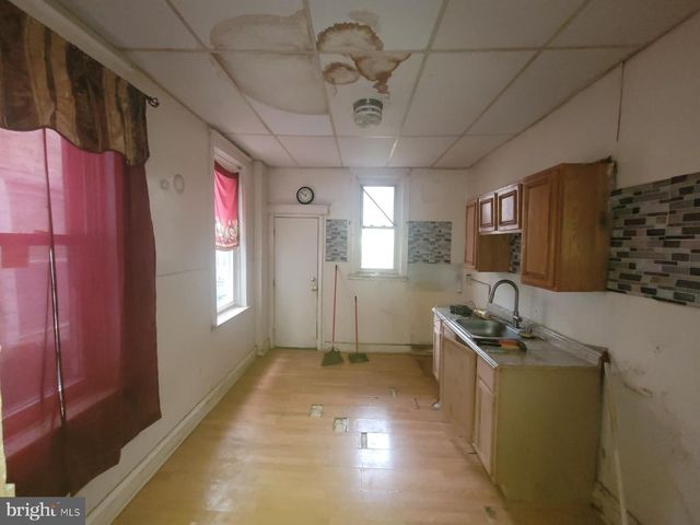 828 E CORNWALL ST, Philadelphia, PA 19134