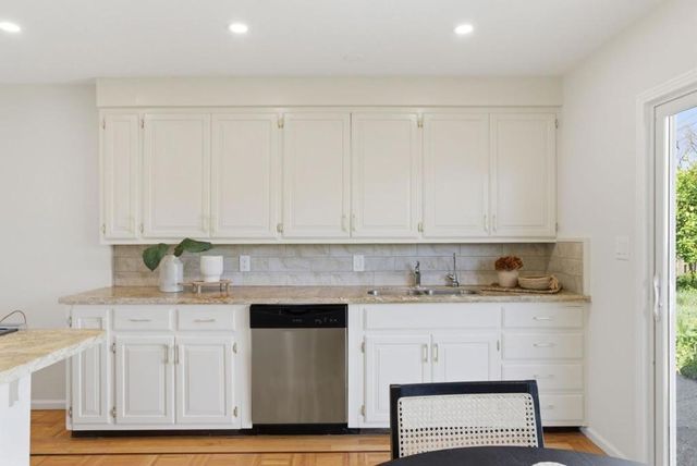 2711 Toledo Avenue, Santa Clara, CA 95051