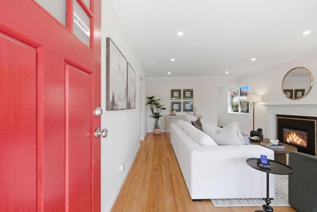 2711 Toledo Avenue, Santa Clara, CA 95051