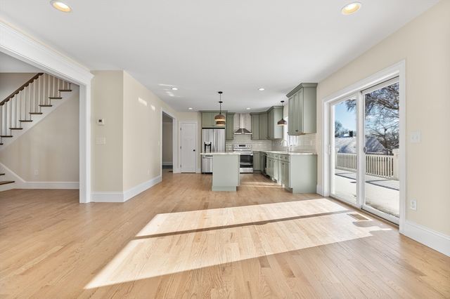 41 Lantern Lane, Braintree, MA 02184