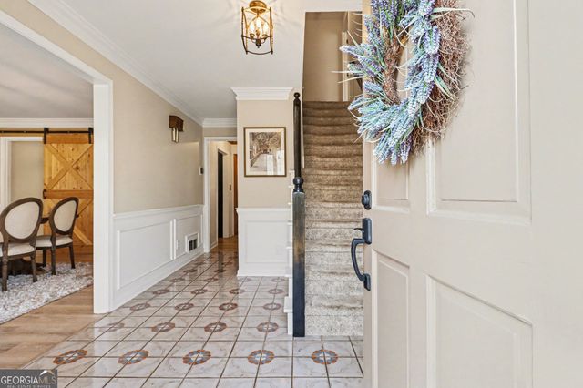 393 Westminister Lane SW, Lilburn, GA 30047