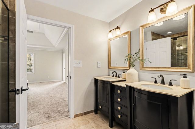 393 Westminister Lane SW, Lilburn, GA 30047