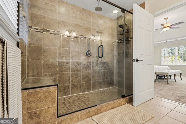 393 Westminister Lane SW, Lilburn, GA 30047