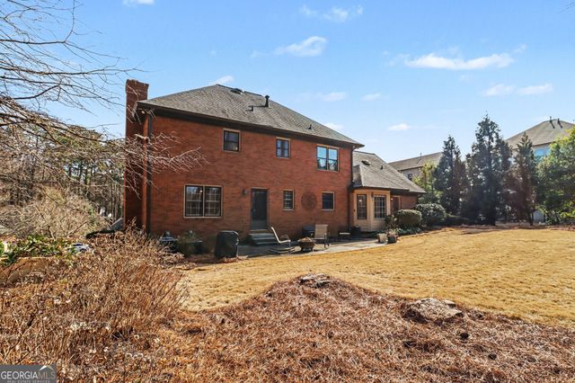 393 Westminister Lane SW, Lilburn, GA 30047