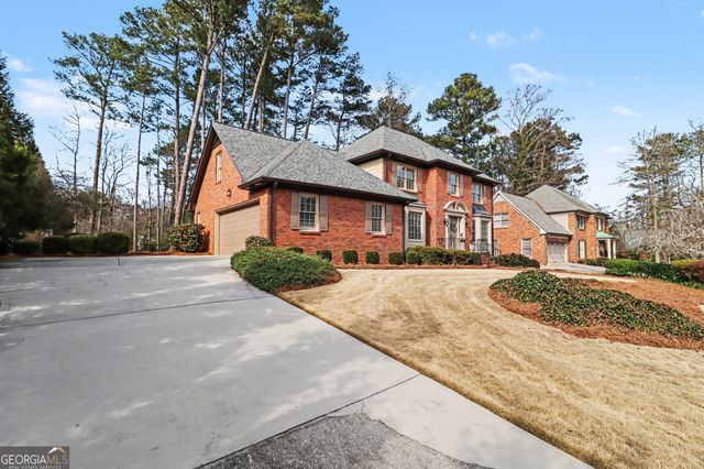 393 Westminister Lane SW, Lilburn, GA 30047