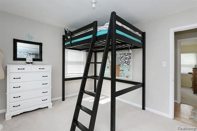 2243 Dorchester Road, Birmingham, MI 48009