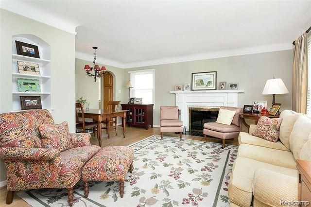 2243 Dorchester Road, Birmingham, MI 48009