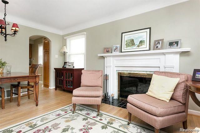 2243 Dorchester Road, Birmingham, MI 48009