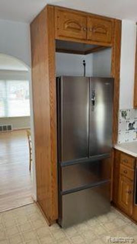 2243 Dorchester Road, Birmingham, MI 48009