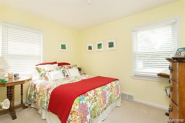 2243 Dorchester Road, Birmingham, MI 48009